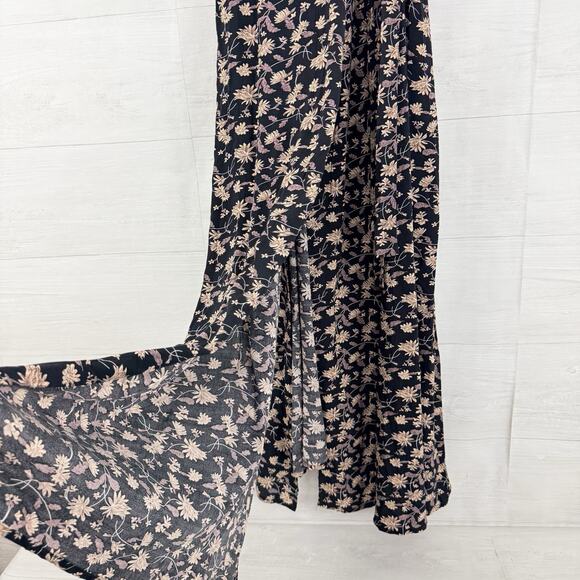 Natural Life Sophia Wrap Midi Dress Size Medium Black Leaf Print Boho Elegant - Picture 7 of 16